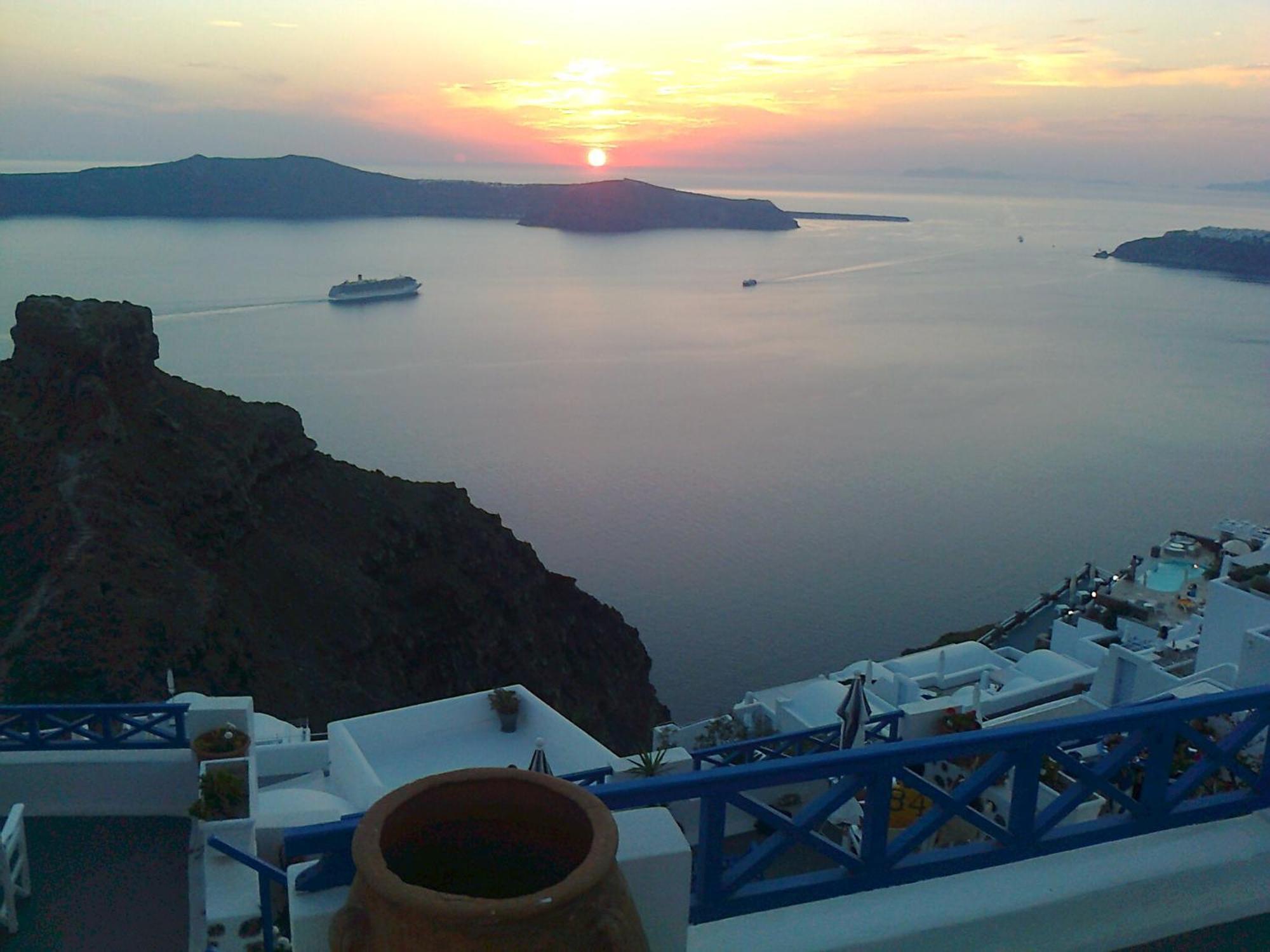 Annio Santorini Apartment Imerovigli  Ruang foto