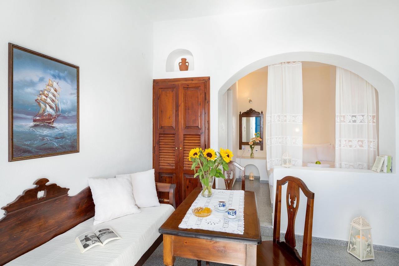 Annio Santorini Apartment Imerovigli  Bagian luar foto